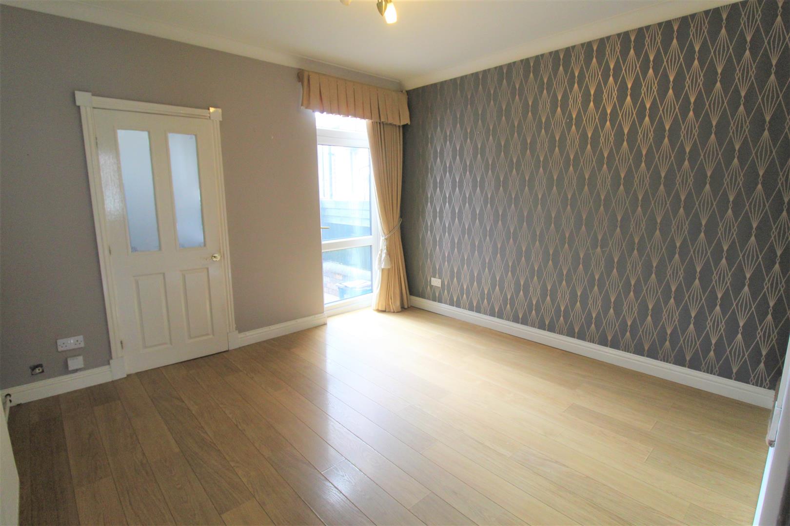 Ruxley Road, Bucknall, Stoke-On-Trent